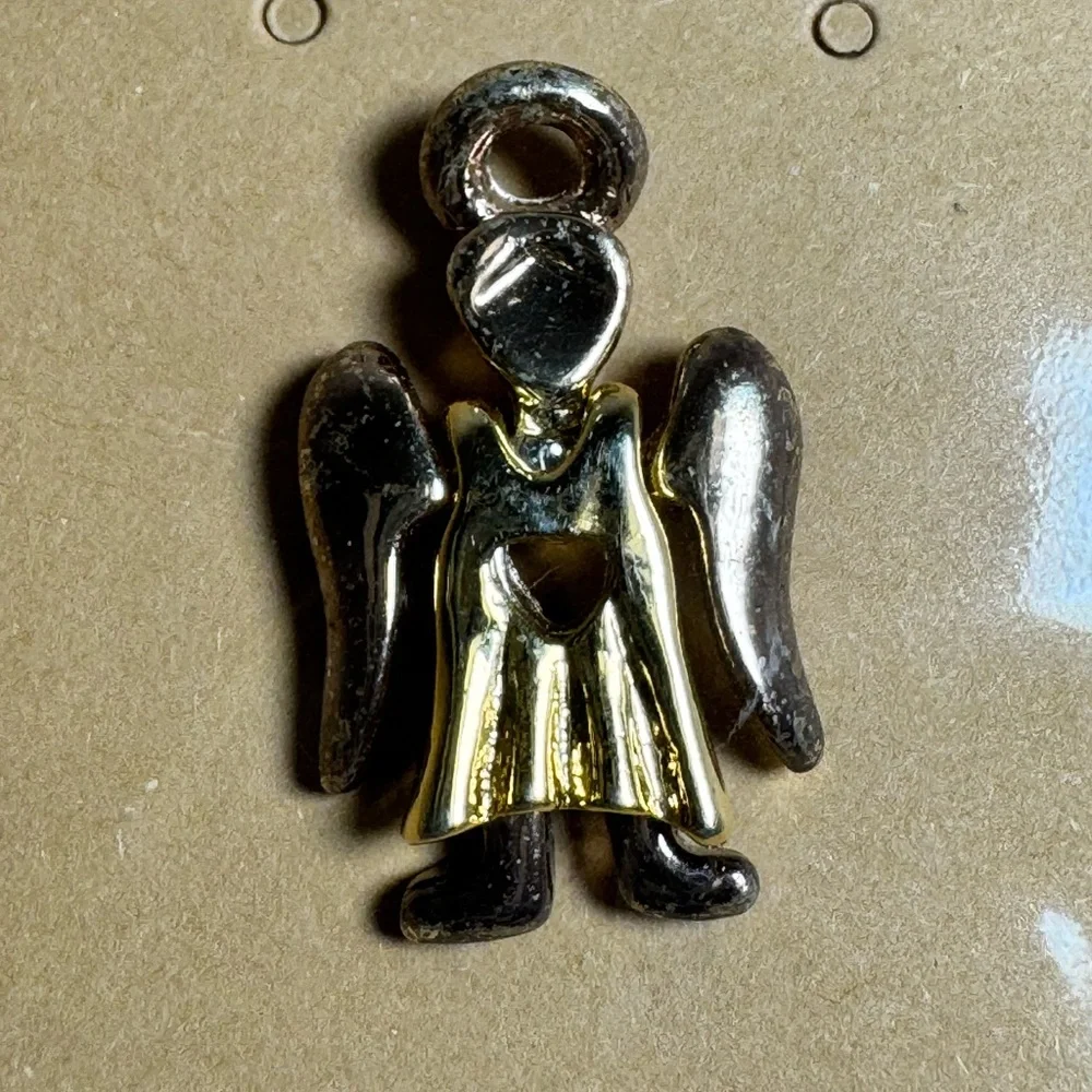 Gold‎ and Silver Angel Heart Lapel Pin